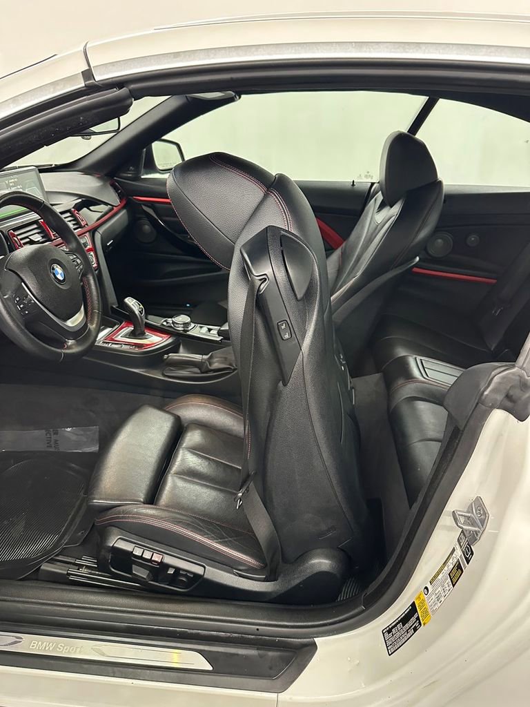 Used 2014 BMW 435i Convertible image 28