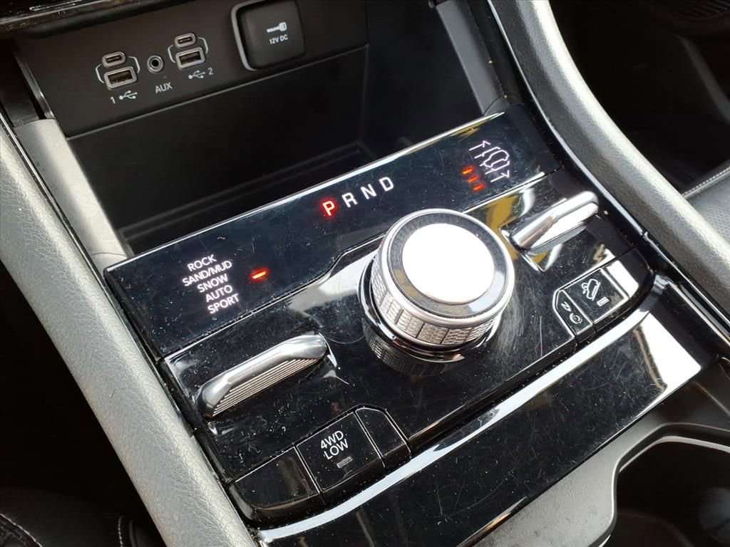 Certified 2023 Jeep Grand Cherokee Overland image 17