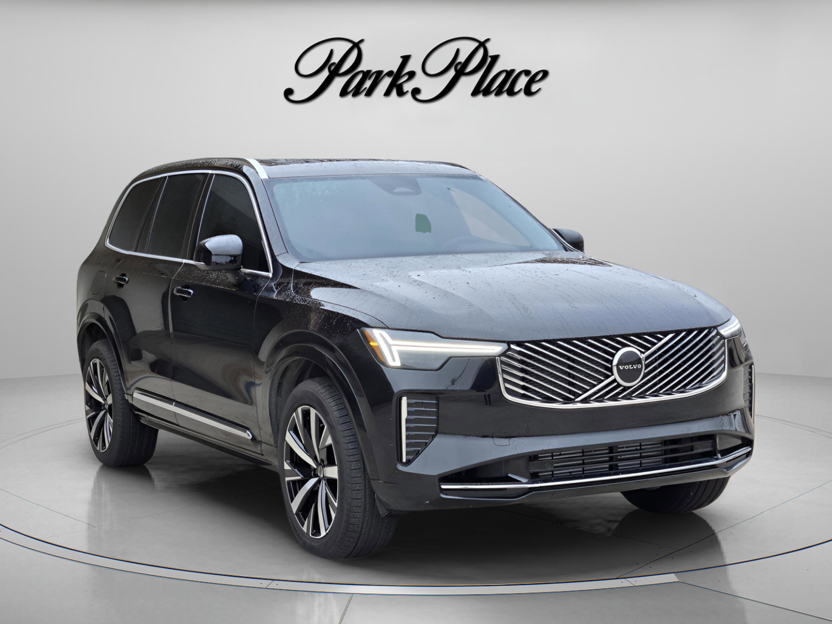 New 2025 Volvo XC90 T8 Core w/ Protection Package image 8
