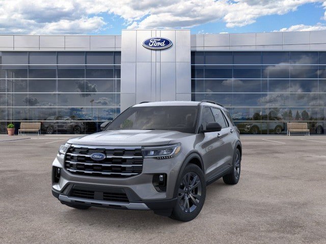 New 2026 Ford Explorer Active w/ Active Comfort Package AWD/4WD image 2