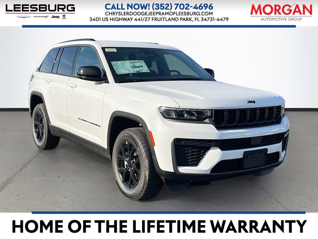 New 2026 Jeep Grand Cherokee Altitude RWD image 1