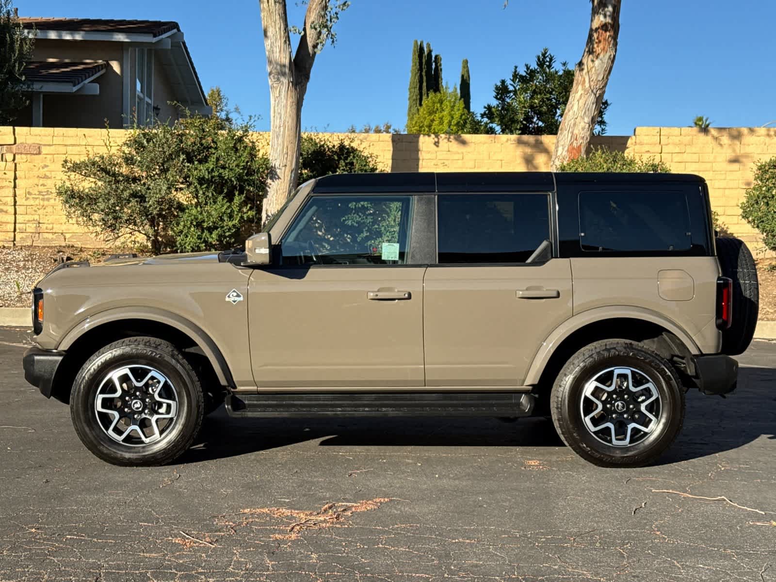 Certified 2025 Ford Bronco Outer Banks AWD/4WD image 5