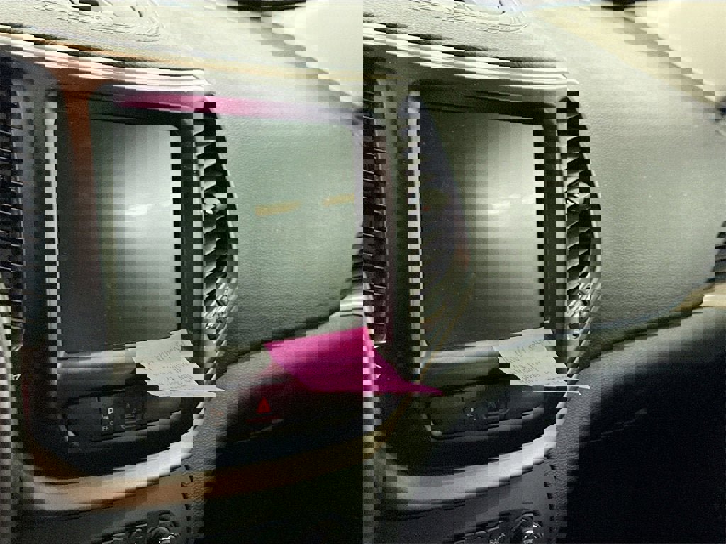 Used 2018 Jeep Cherokee Limited image 4