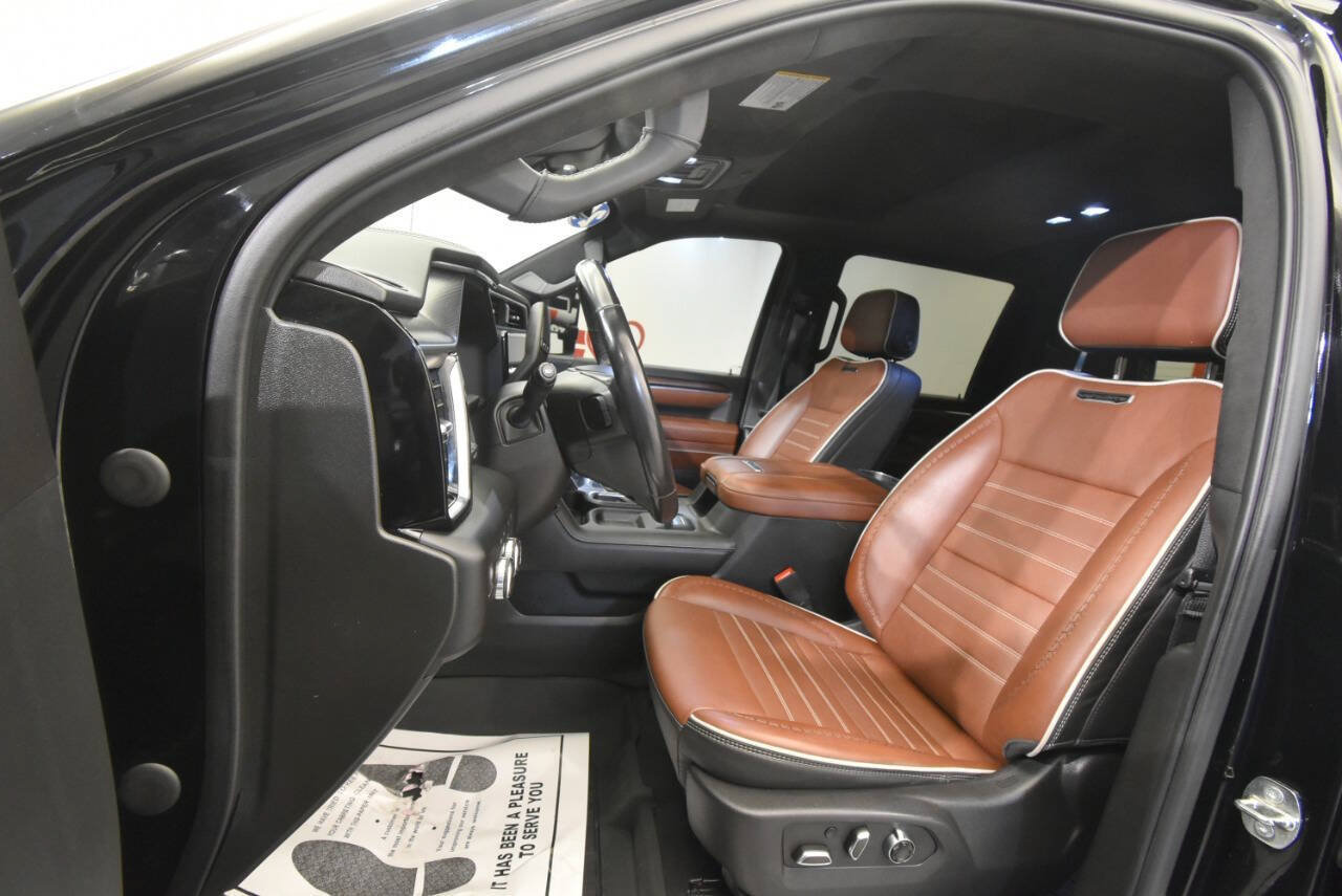 Used 2024 GMC Sierra 2500 Denali Ultimate w/ Max Trailering Package AWD/4WD image 12