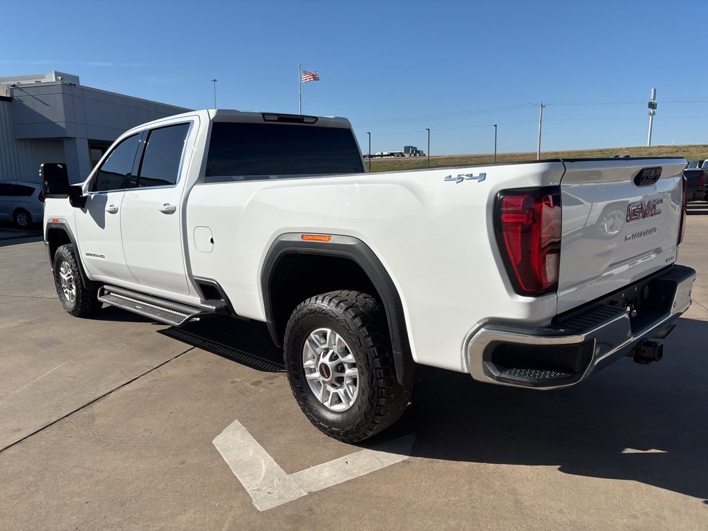 Used 2021 GMC Sierra 2500 SLE w/ SLE Convenience Package image 4