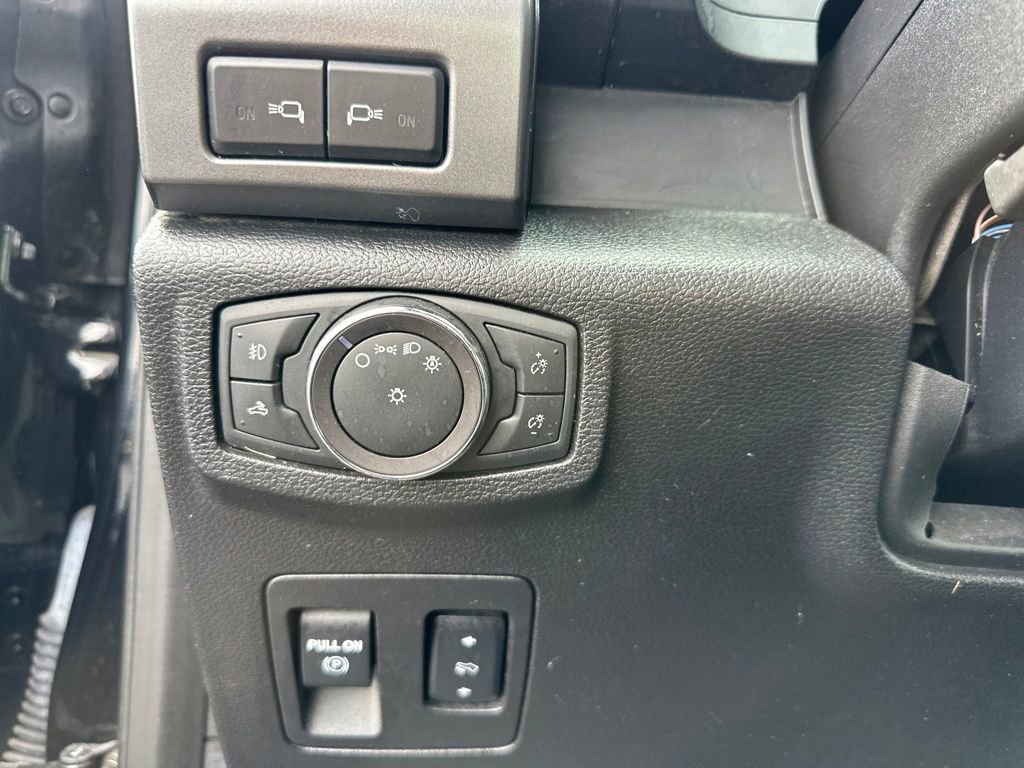 Used 2019 Ford F150 XLT w/ Equipment Group 302A Luxury image 19