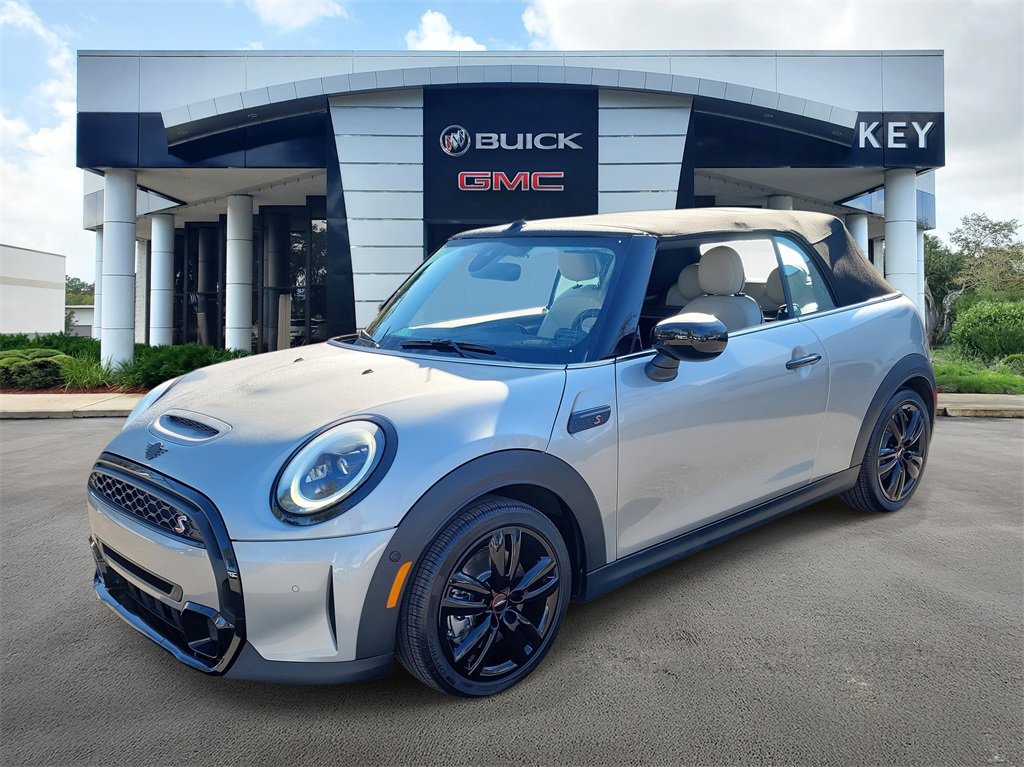 Used 2023 MINI Cooper S image 2