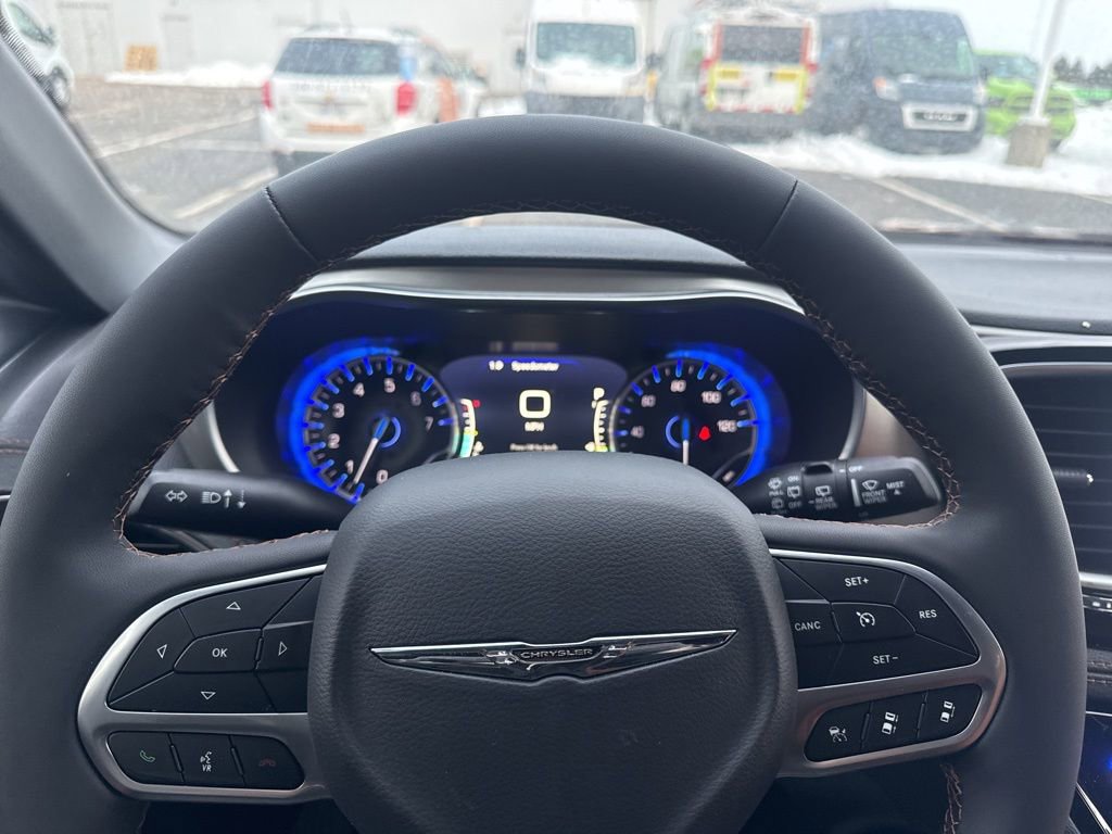 New 2026 Chrysler Pacifica Pinnacle image 30