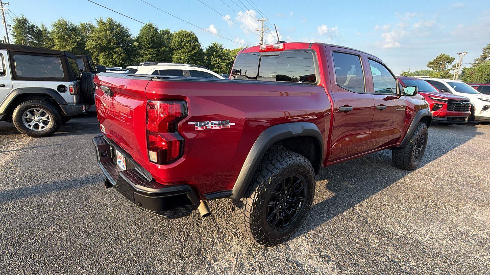 Used 2023 Chevrolet Colorado Trail Boss w/ Advanced Trailering Package AWD/4WD image 8