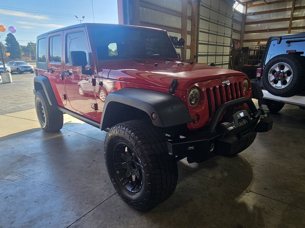 Used 2010 Jeep Wrangler Unlimited Sport AWD/4WD image 10