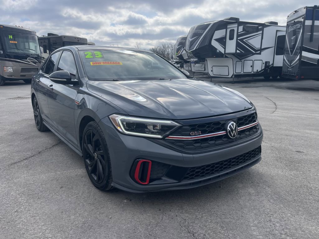 Used 2023 Volkswagen Jetta GLI Autobahn image 3