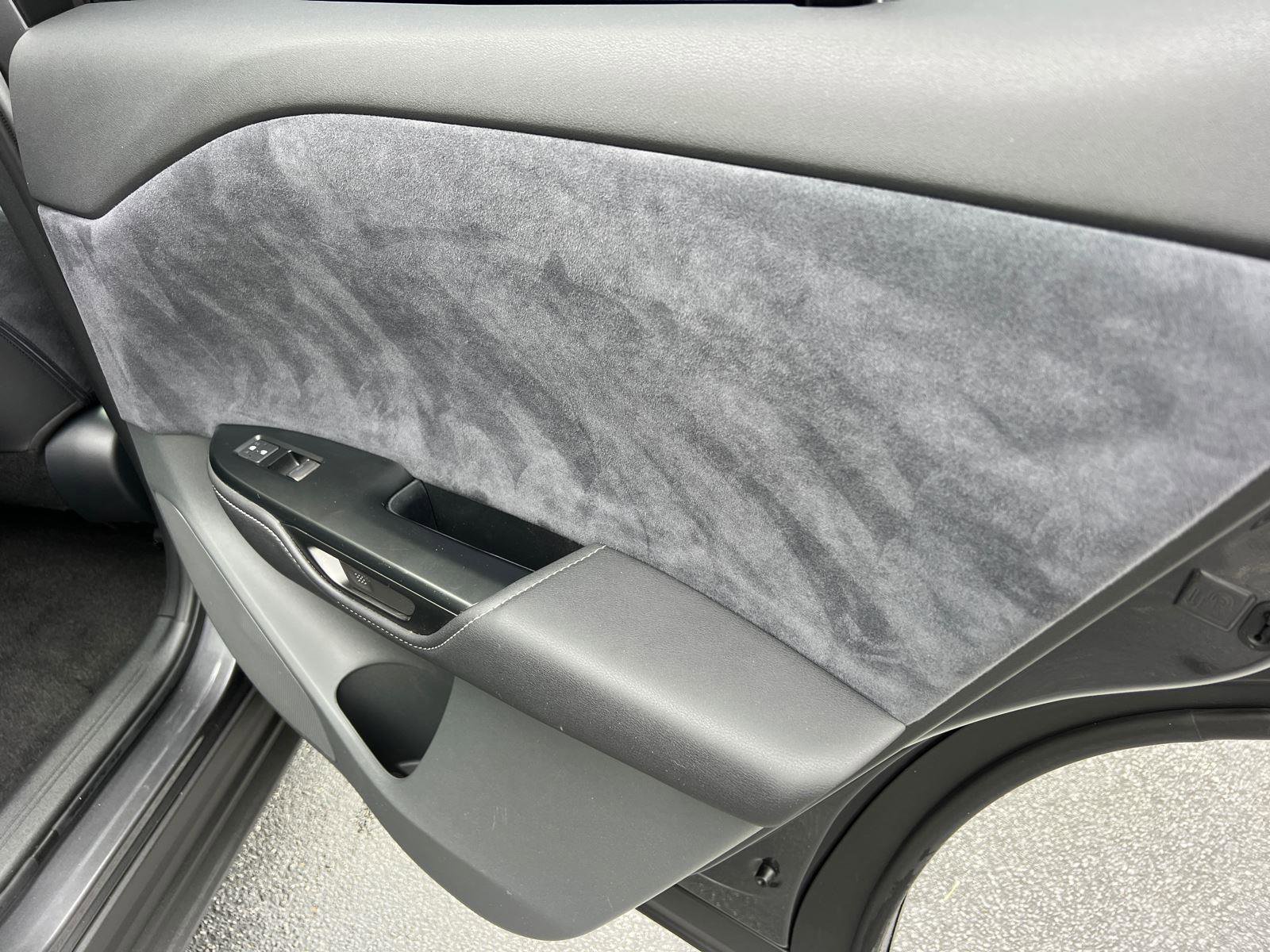 Certified 2023 Lexus RZ 450e Premium w/ Accessory Package (Z1) image 17