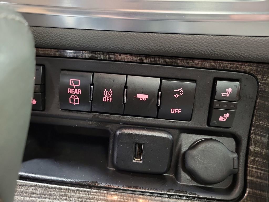 Used 2017 GMC Acadia Limited SLT image 16