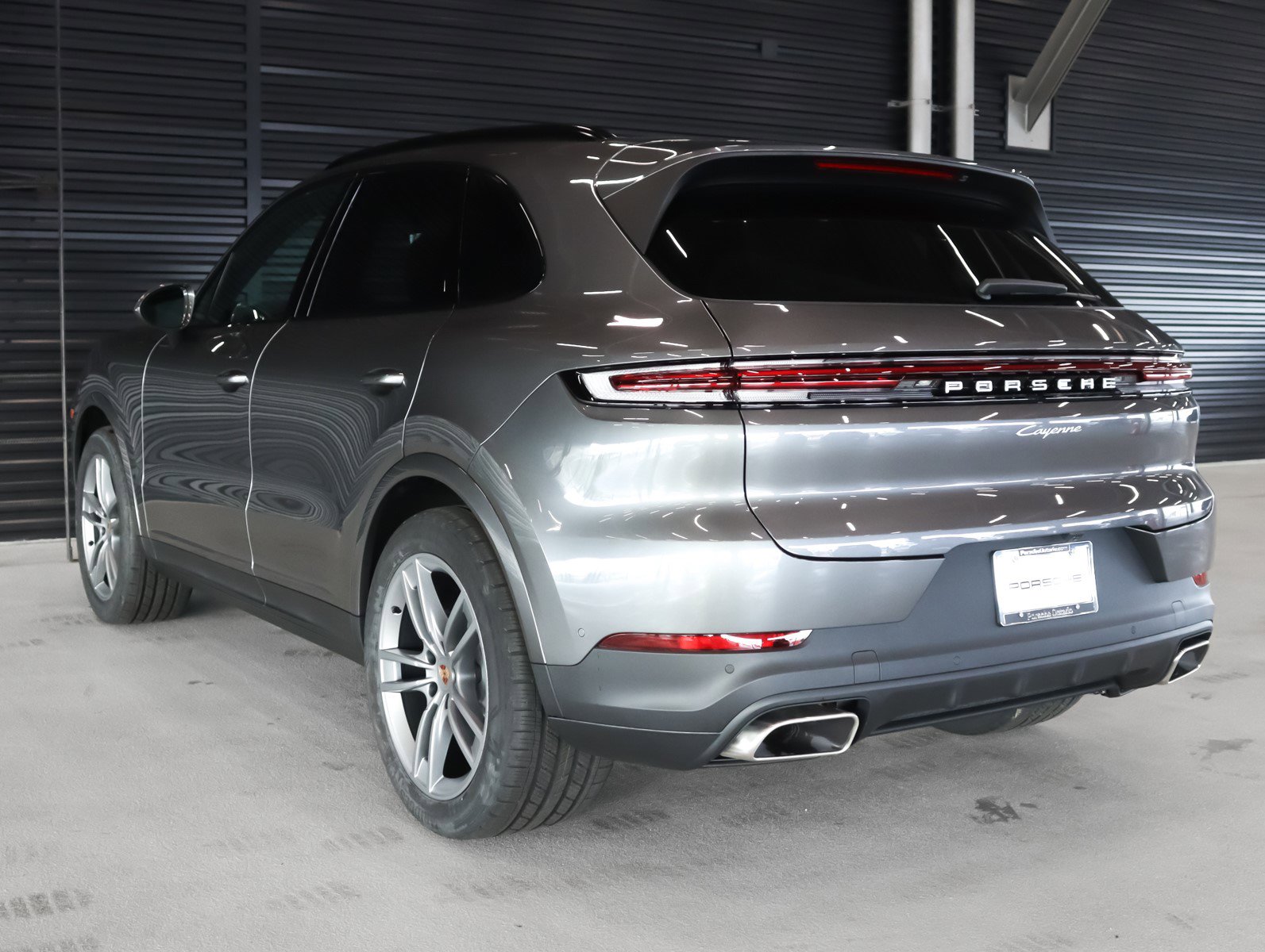 New 2026 Porsche Cayenne image 3