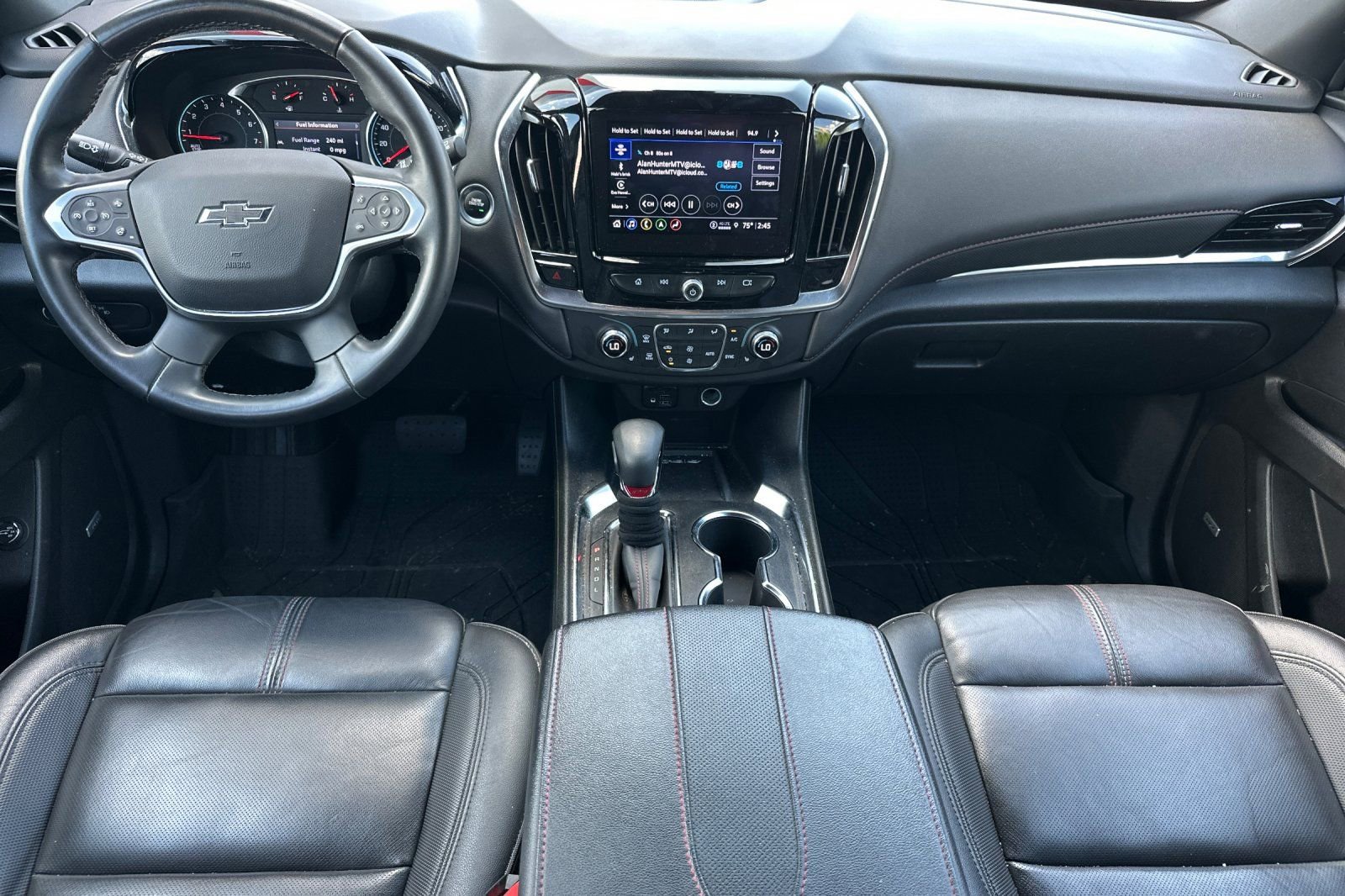 Used 2023 Chevrolet Traverse RS w/ LPO, Floor Liner Package AWD/4WD image 15