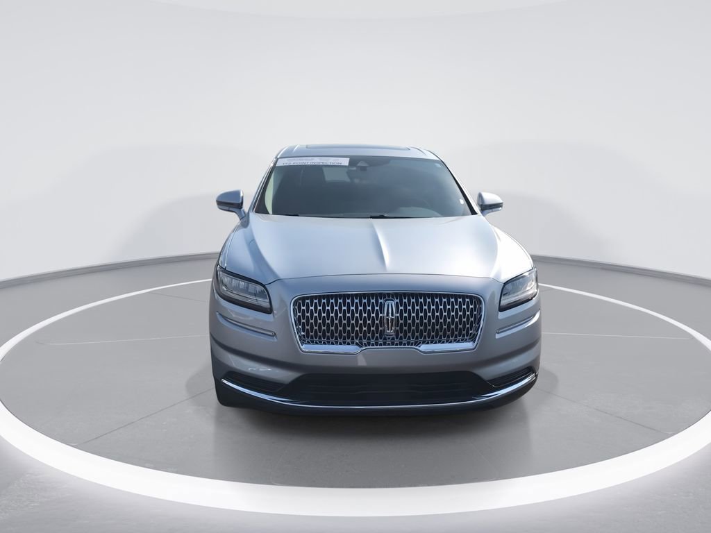 Used 2023 Lincoln Nautilus Reserve AWD/4WD image 3