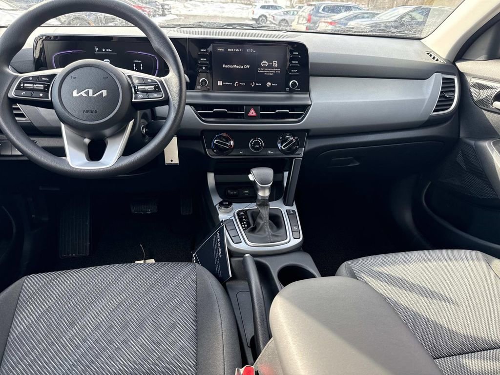 New 2026 Kia Seltos LX image 6