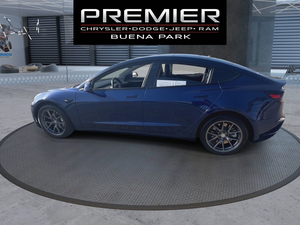 Used 2023 Tesla Model 3 Standard Range RWD image 5