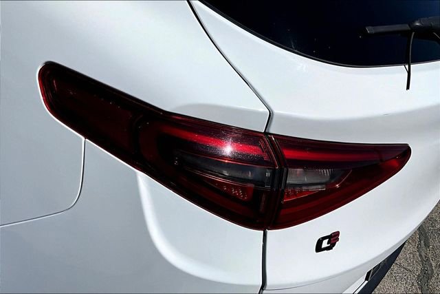 Used 2019 Alfa Romeo Stelvio w/ Nero Edizione image 23