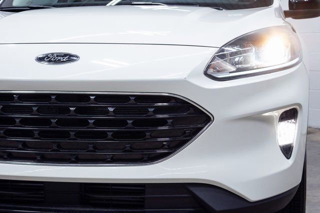 Used 2022 Ford Escape SEL w/ SEL Stealth AWD Package image 7