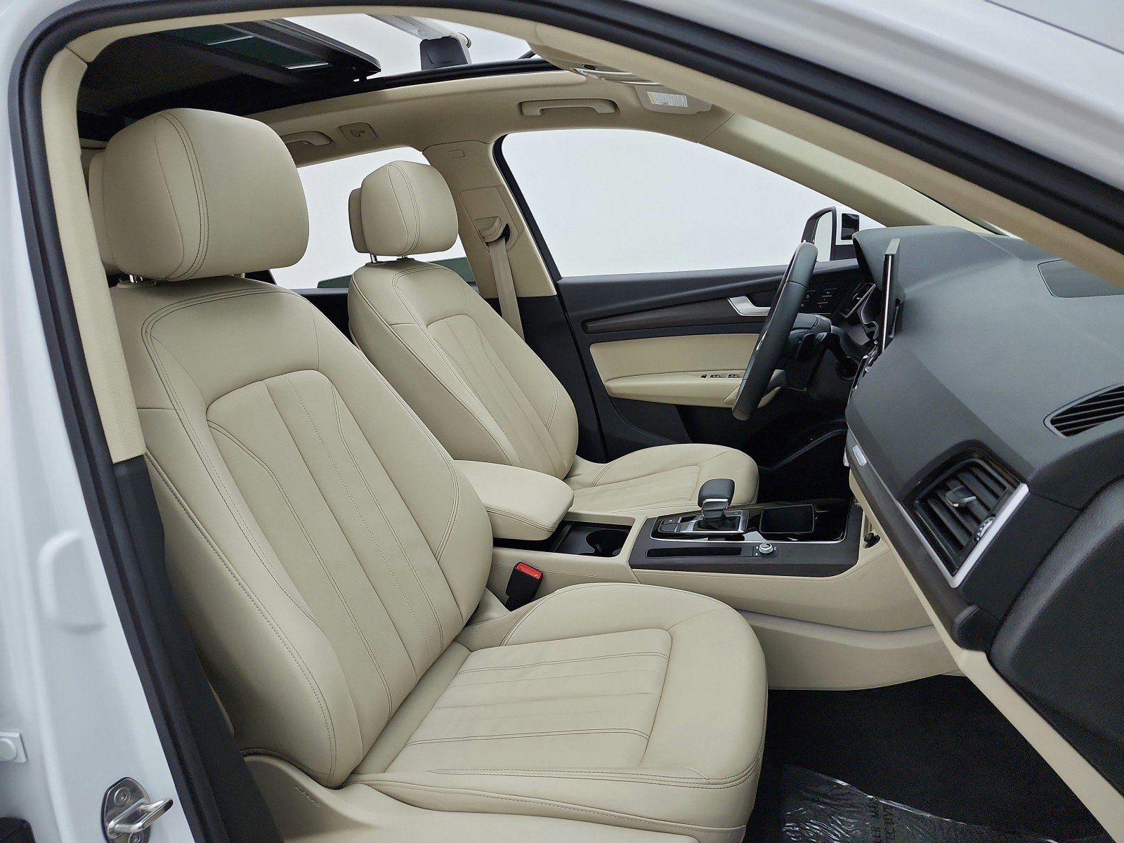 Used 2023 Audi Q5 2.0T Premium w/ Convenience Package AWD/4WD image 19