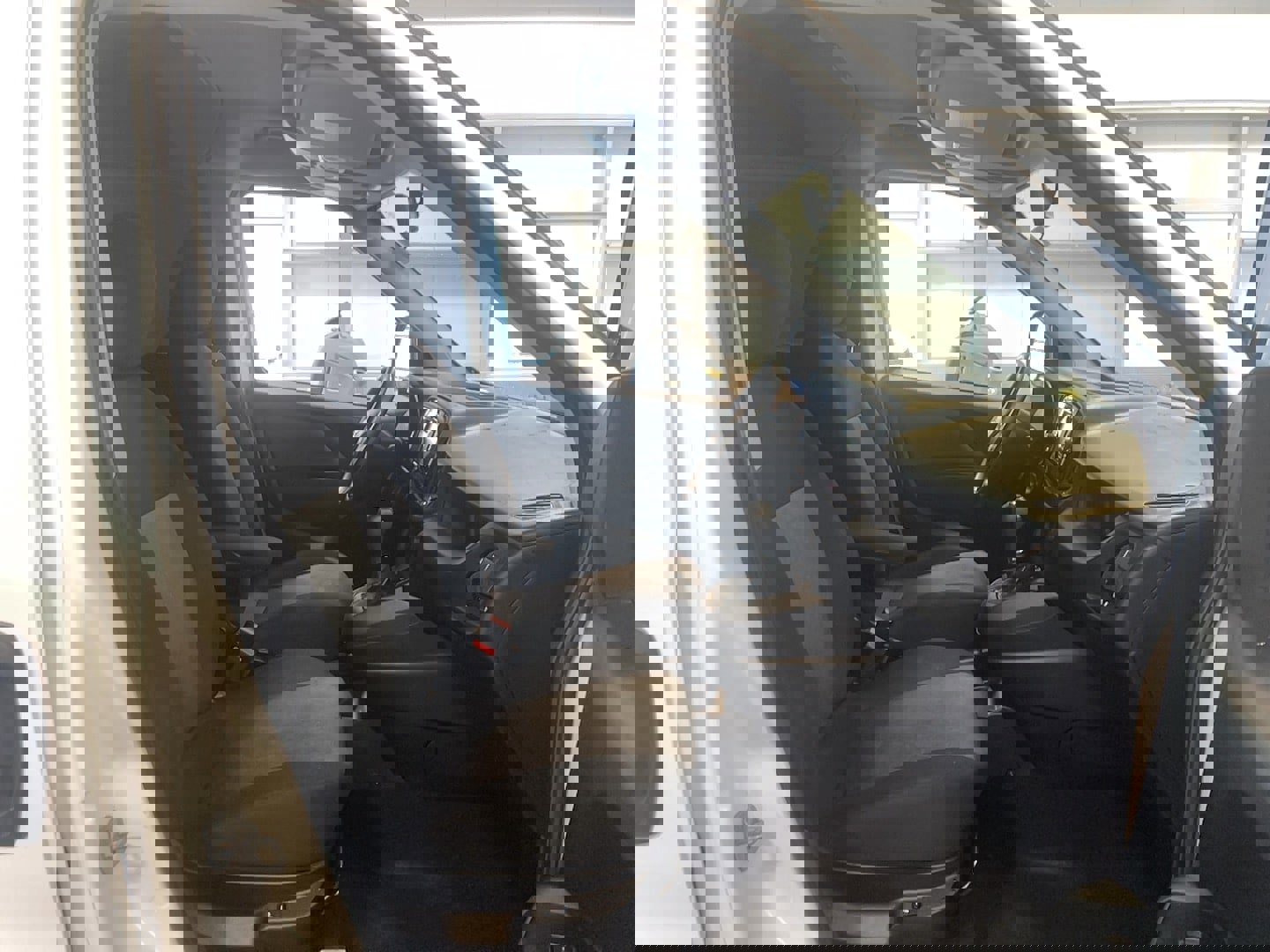 Used 2022 RAM ProMaster City Wagon image 19