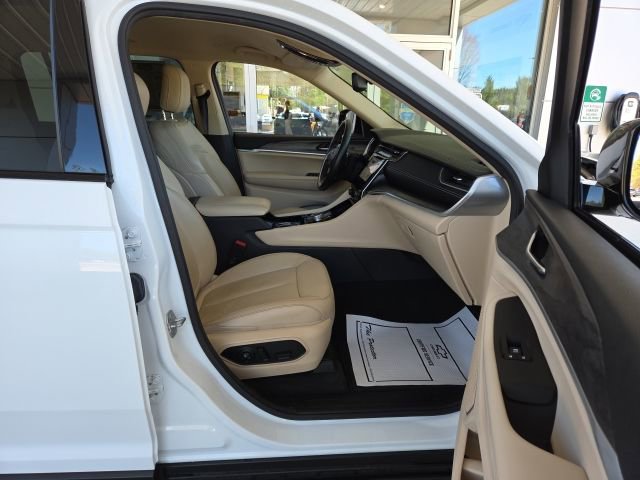 Used 2021 Jeep Grand Cherokee L Limited AWD/4WD image 51