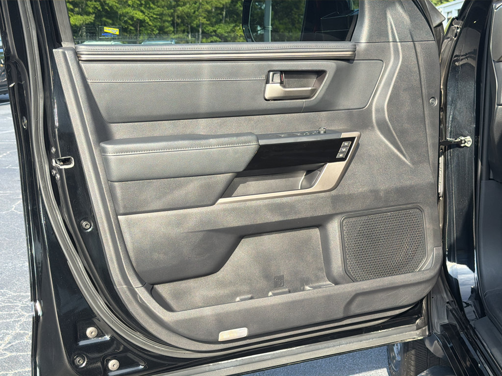Used 2022 Toyota Tundra Limited AWD/4WD image 32