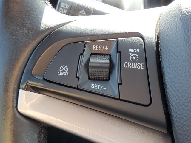 Used 2015 Chevrolet Trax LT w/ LT Sun and Sound Package FWD image 16