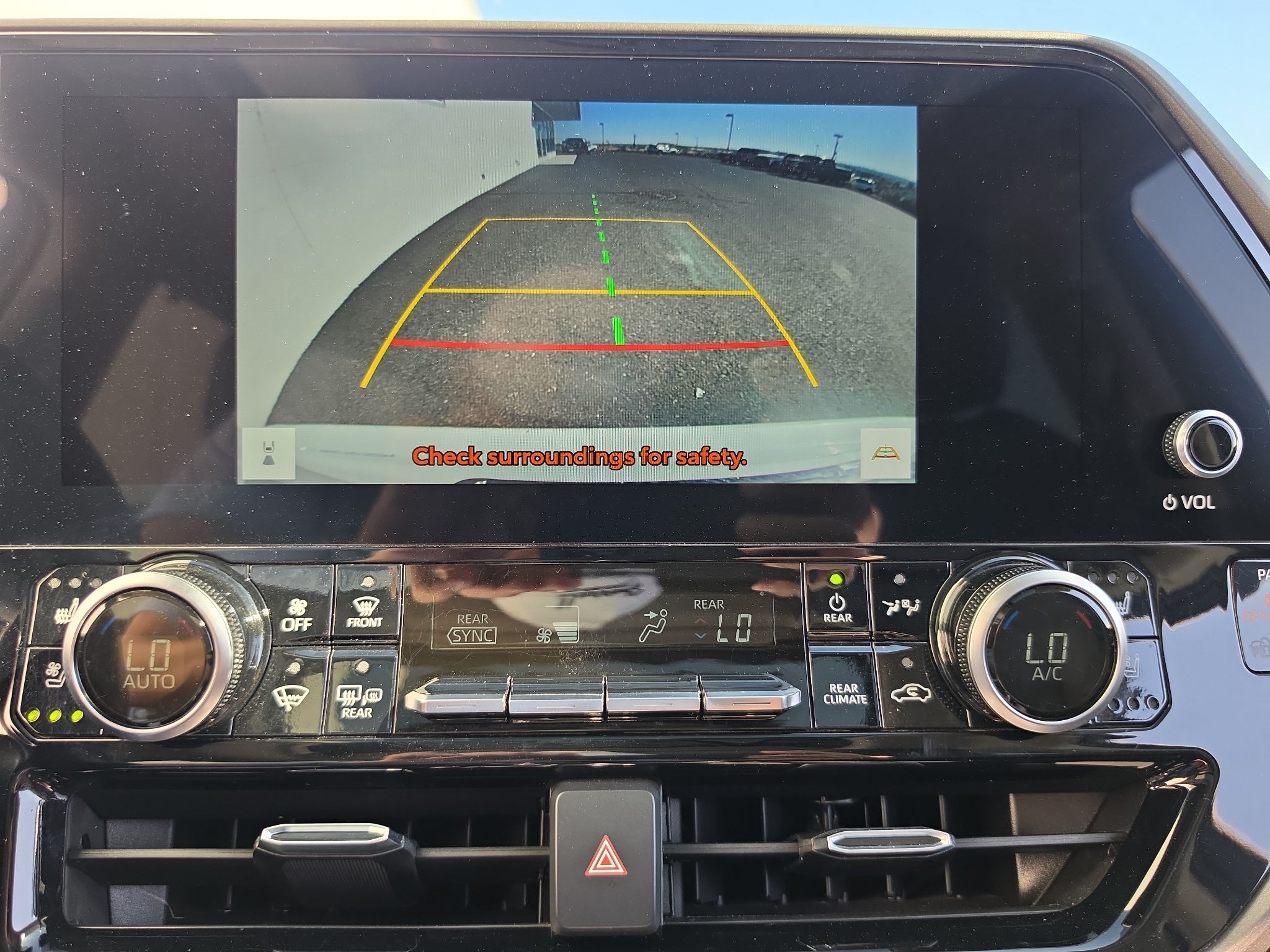 Used 2023 Toyota Highlander Limited AWD/4WD image 9