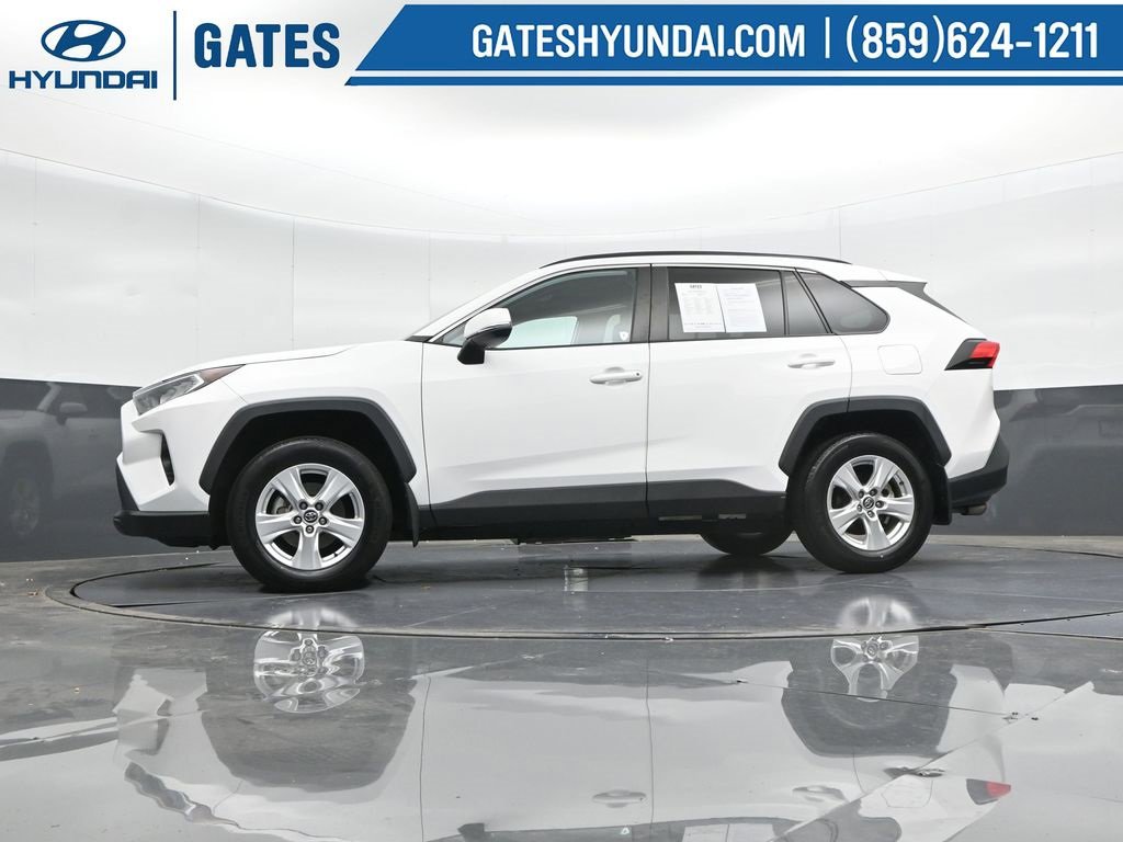 Used 2021 Toyota RAV4 XLE image 45