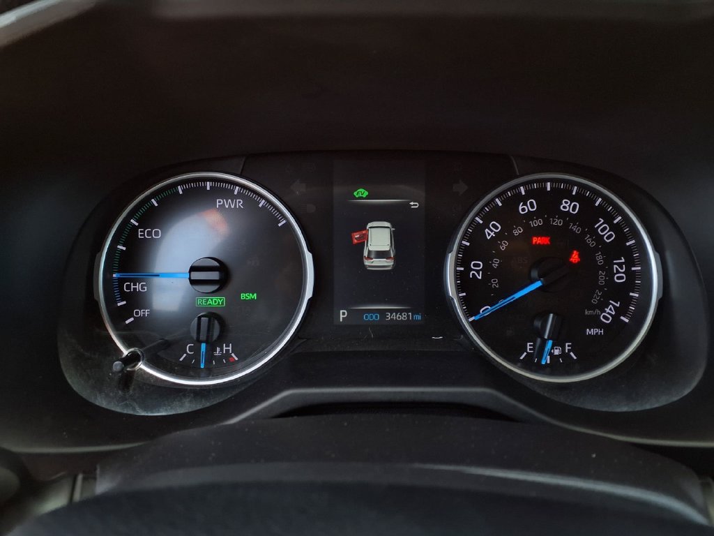 Certified 2021 Toyota RAV4 XLE Premium AWD/4WD image 14