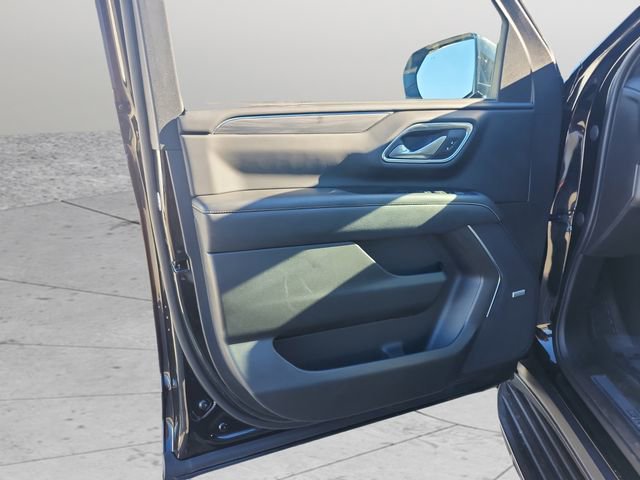 Used 2023 GMC Yukon XL SLT image 37