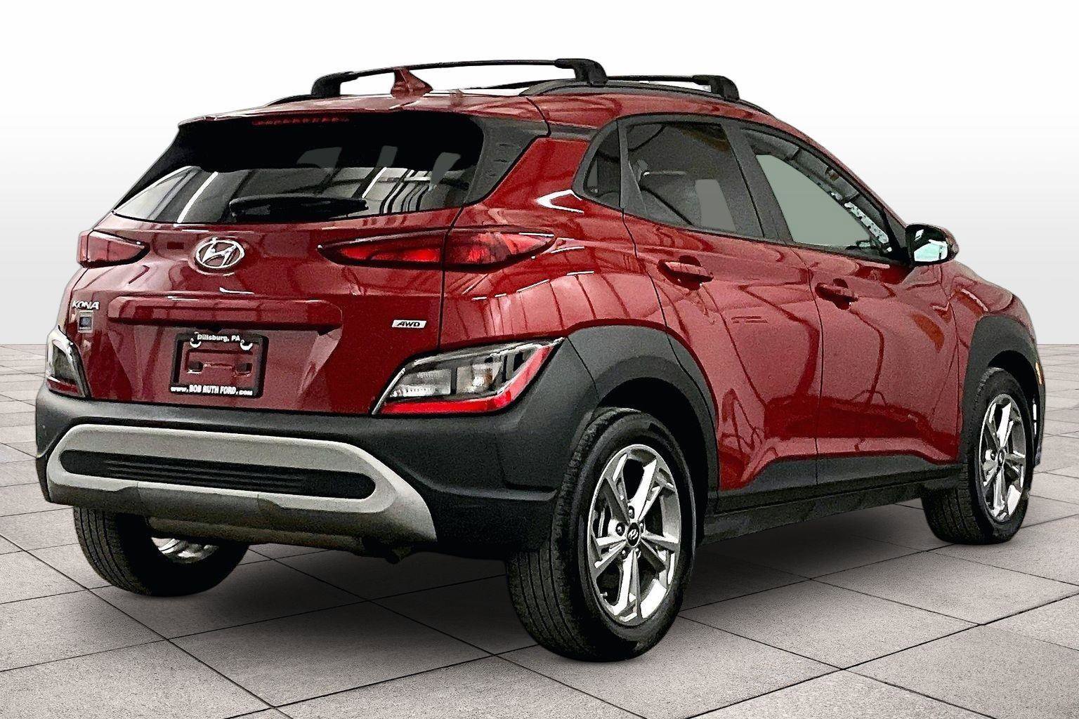 Used 2022 Hyundai Kona SEL image 11