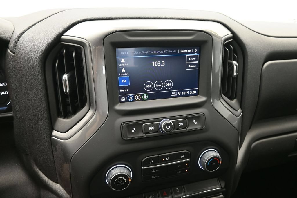 Used 2025 Chevrolet Silverado 1500 Custom AWD/4WD image 39