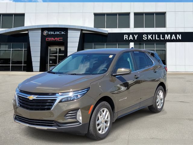 Used 2024 Chevrolet Equinox LT AWD/4WD image 3