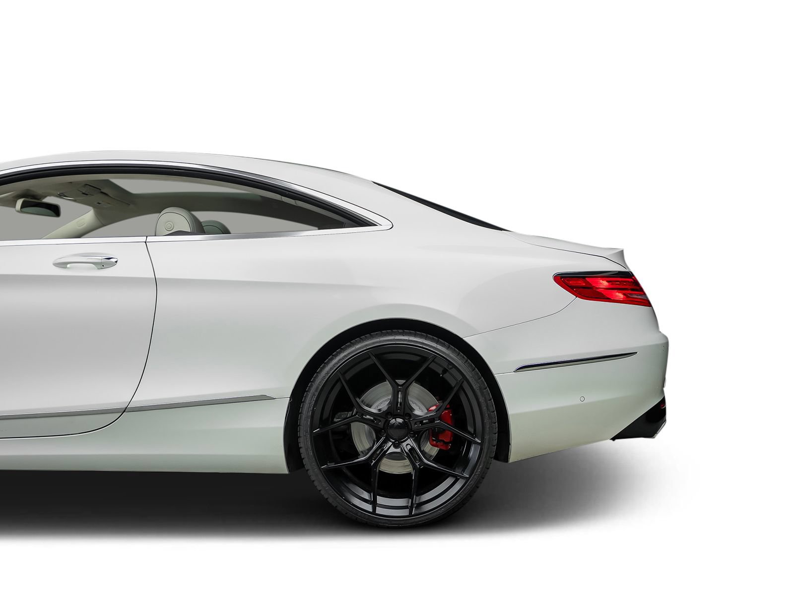 Used 2015 Mercedes-Benz S 550 4MATIC Coupe w/ Premium 1 Package image 21