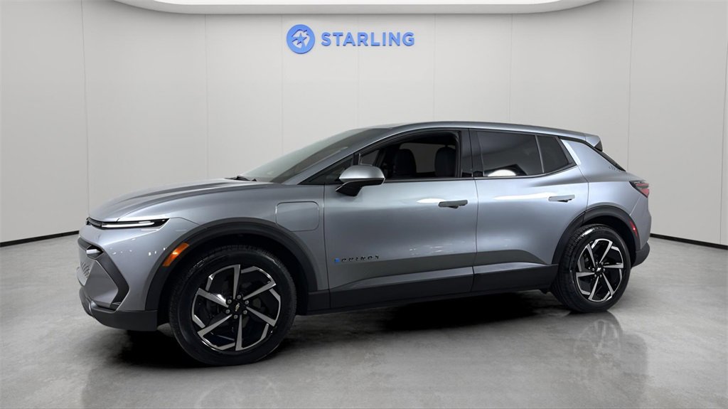 Used 2026 Chevrolet Equinox EV LT image 2