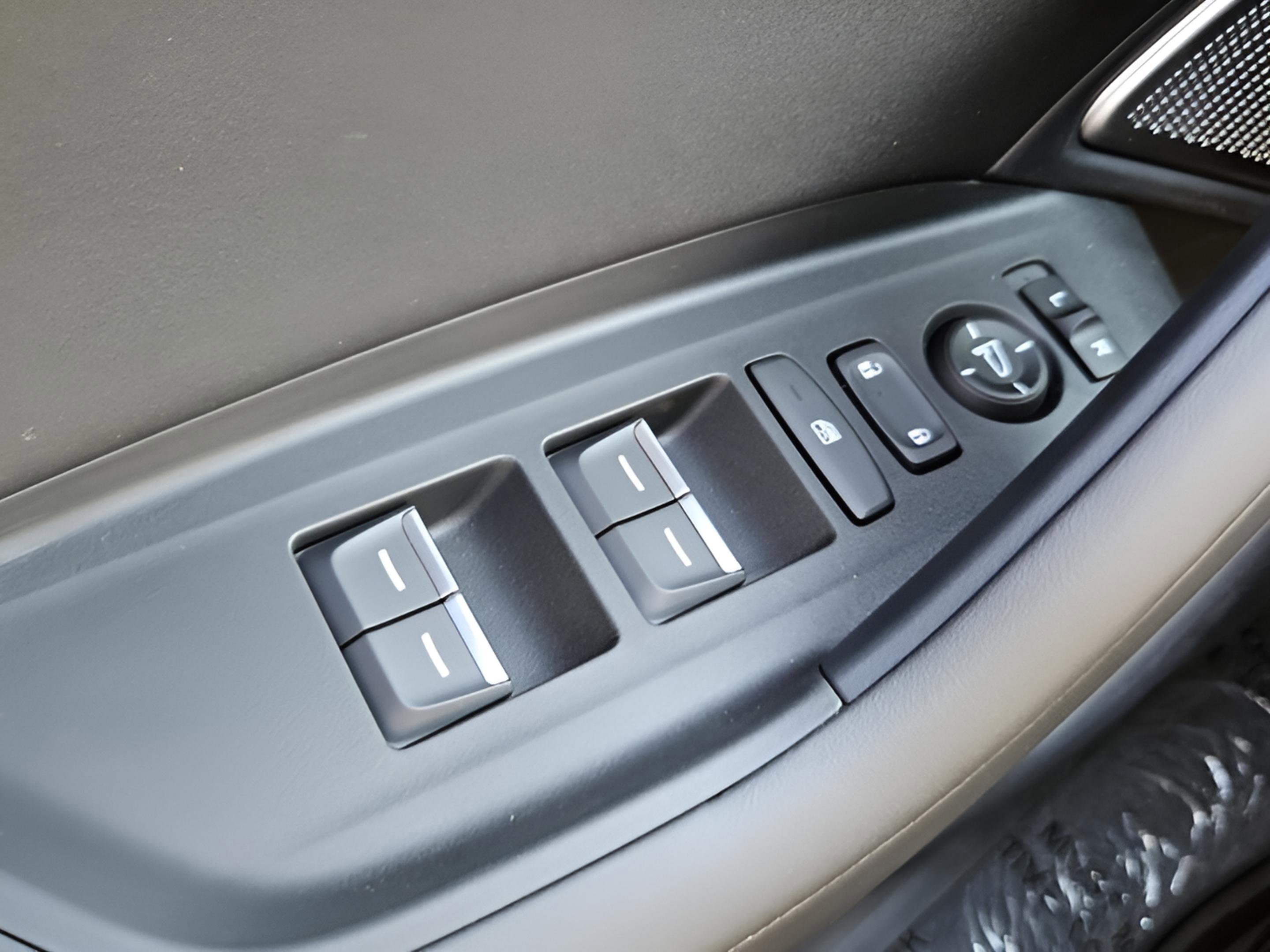 New 2025 Acura TLX w/ Technology Package FWD image 11