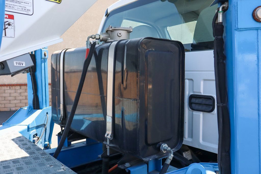 Used 2019 Ford F650 2WD Regular Cab Super Duty image 17