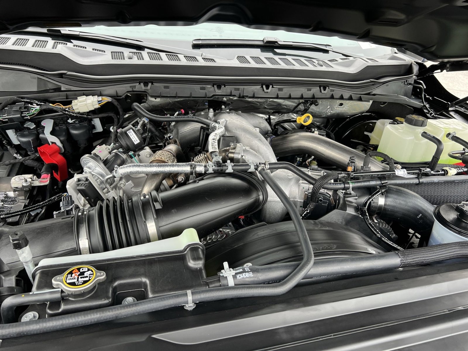 New 2026 Ford F350 Lariat w/ Lariat Ultimate Package image 27