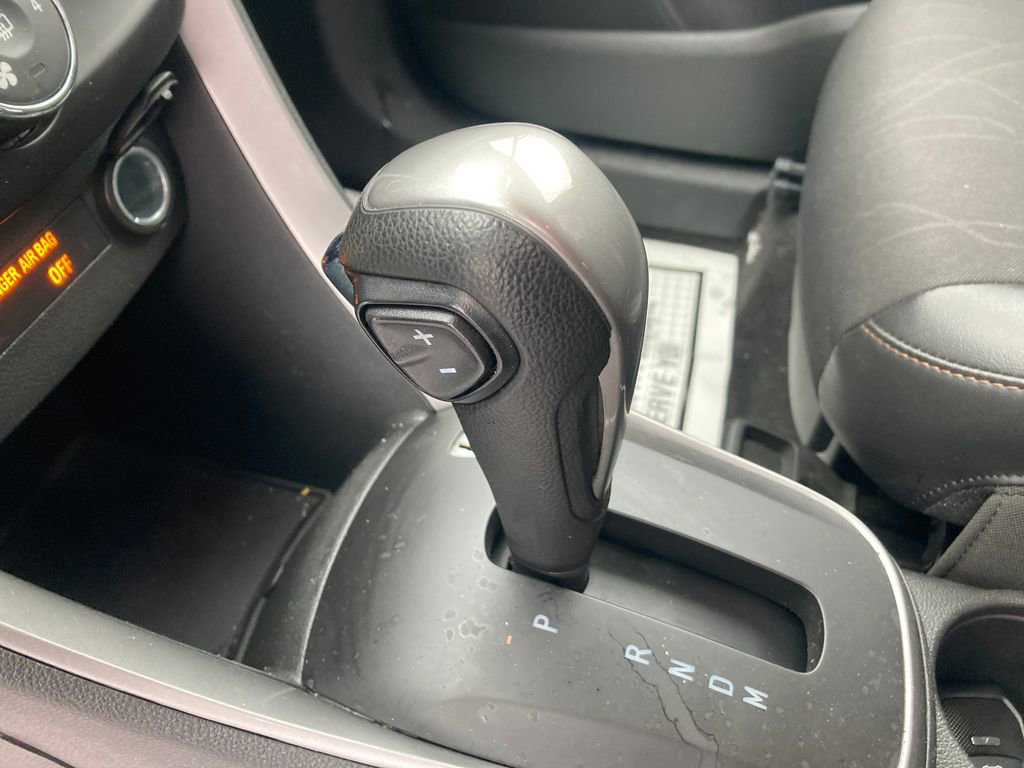 Used 2022 Chevrolet Trax LT w/ Driver Confidence Package image 28