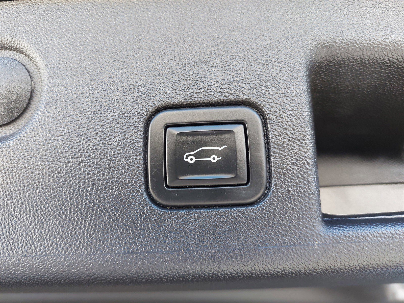 Used 2021 Chevrolet Equinox LT image 13