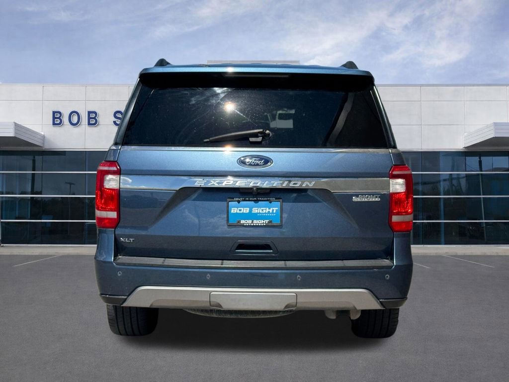 Used 2018 Ford Expedition XLT w/ Equipment Group 202A AWD/4WD image 32