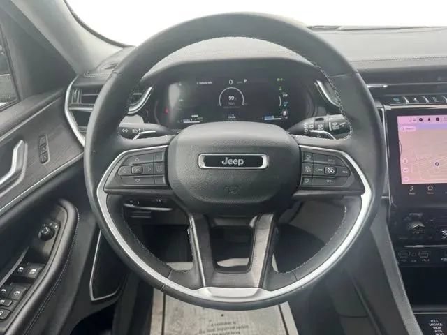 Used 2024 Jeep Grand Cherokee Limited 4xe AWD/4WD image 24