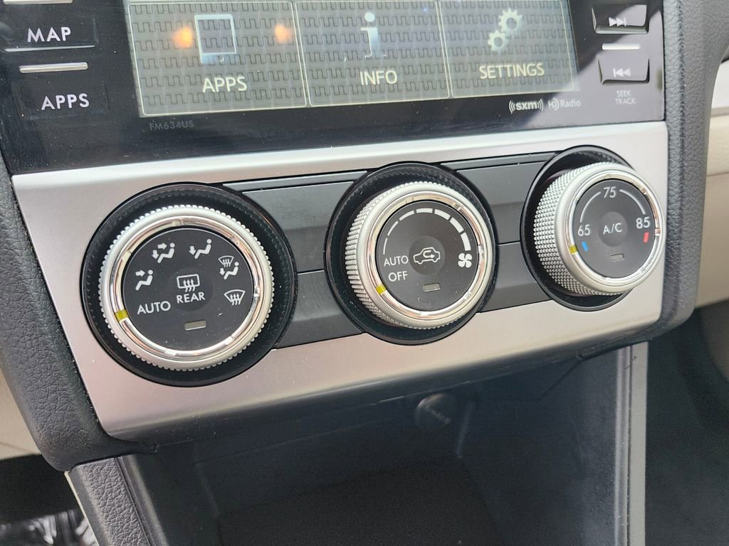 Used 2015 Subaru Crosstrek 2.0i Limited image 31