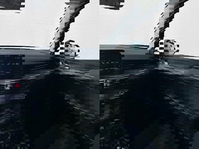 New 2025 Kia K5 LXS image 24