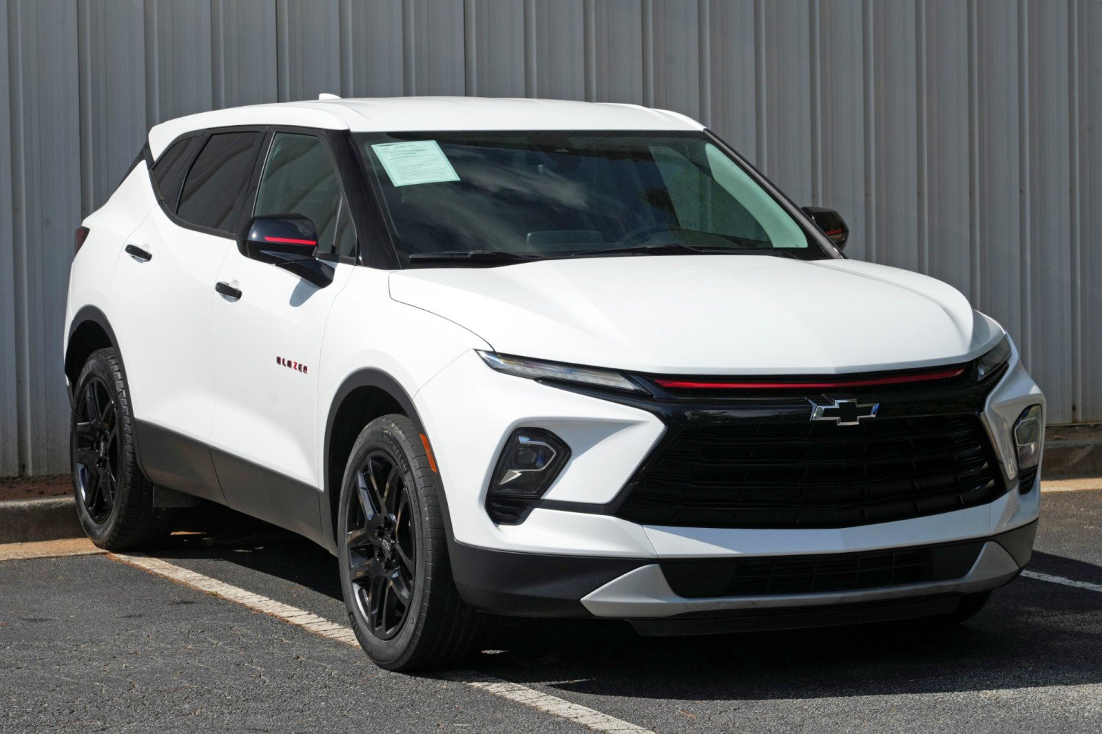 Used 2023 Chevrolet Blazer LT FWD image 50
