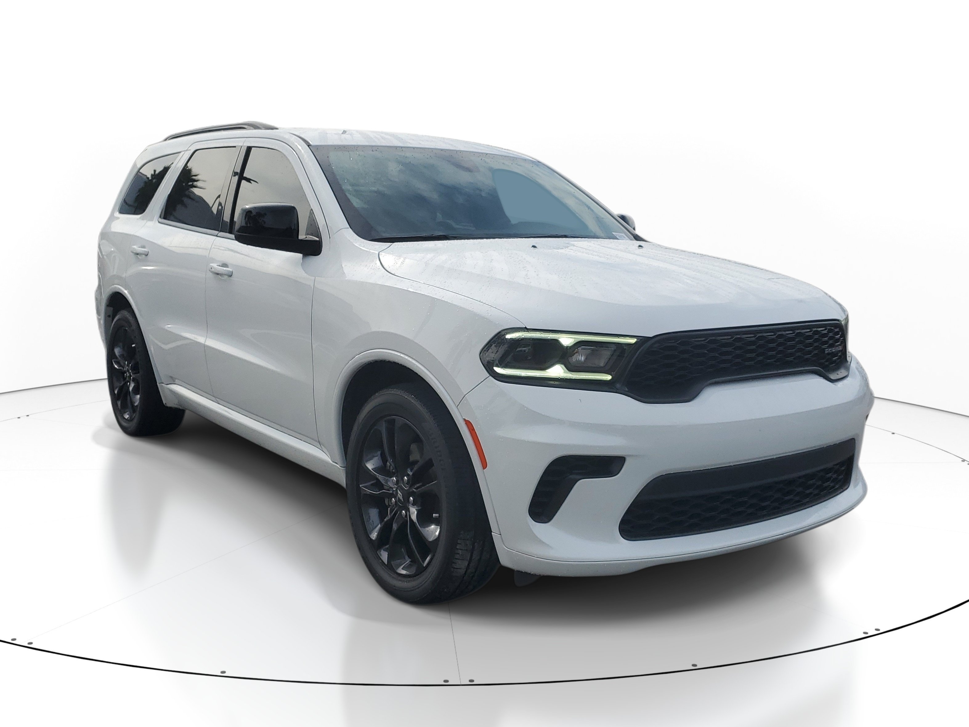 Used 2023 Dodge Durango GT w/ Blacktop Package RWD image 2