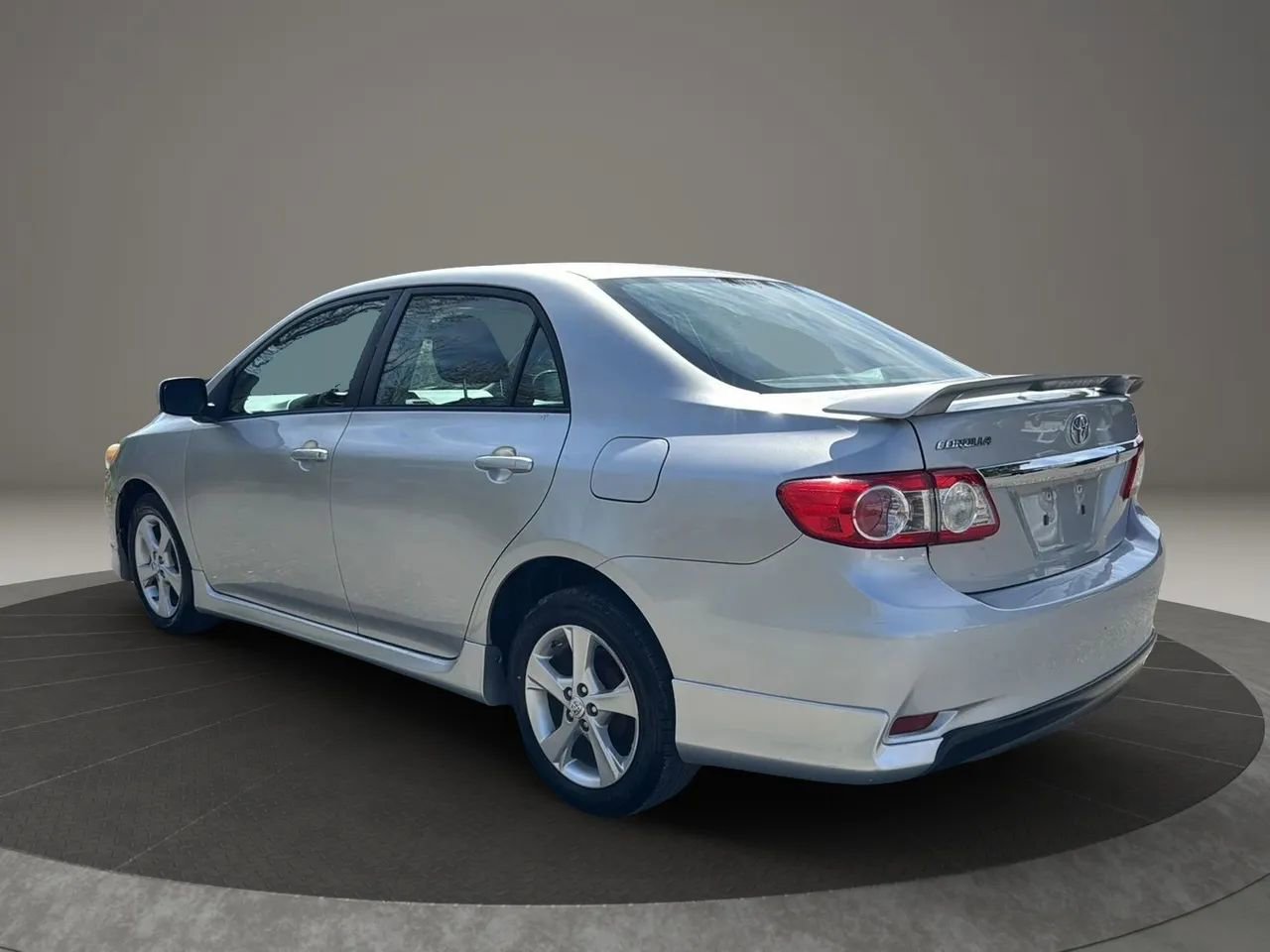 Used 2013 Toyota Corolla S image 7